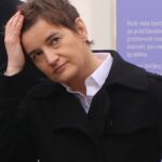 Brnabić Monacóba utazott és ott kapott sokkot attól, ami Szerbiában történik