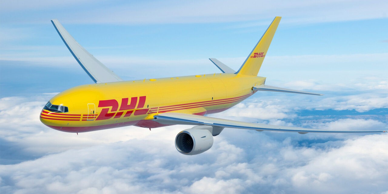 Egy lakóház udvarára csapódott a DHL teherszállító repülője