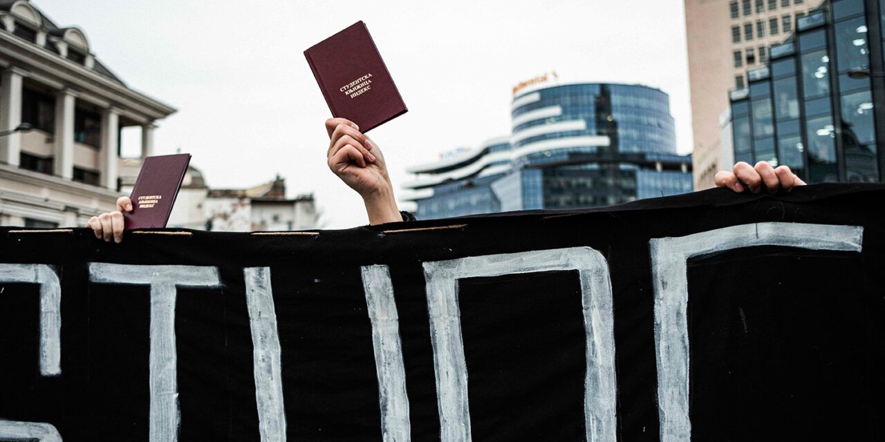 Az Újvidéki Egyetemről legalább százötven hallgató iratkozott ki, és több mint harminc alkalmazott mondott fel