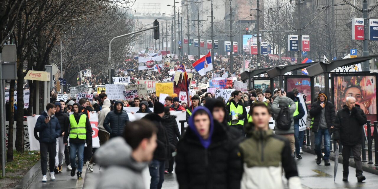 Így zajlott a pénteki országos tiltakozás