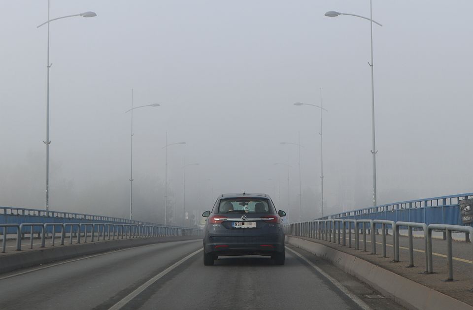 Vezessenek óvatosan, jegesek az utak!