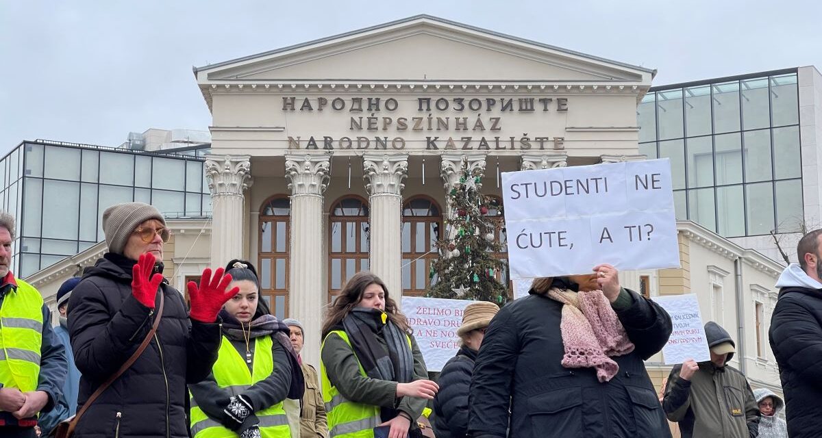 Hétről hétre többen tüntetnek Szabadkán