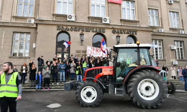 Megérkeztek a zimonyi egyetemistákhoz a bánáti gazdák