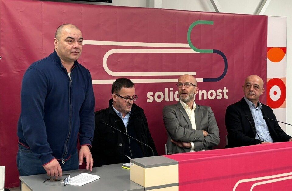 Goran Ješić vezetésével megalakult a Szolidaritás polgári mozgalom