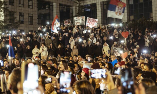 Miniszter: A blokád az egyetem elrablása