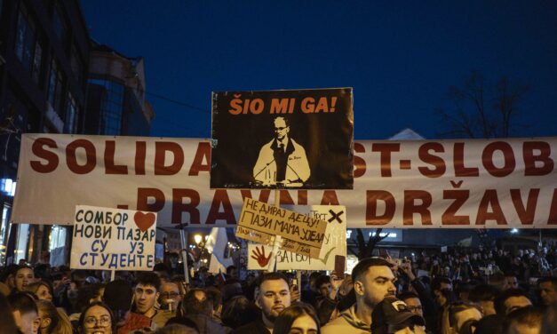 Az egyetemisták támogatják a szervezett bűnözés elleni ügyészséget a vezérkar-ügyben