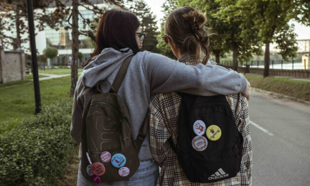 Október elsején országszerte az újvidéki tragédia áldozataira emlékeznek