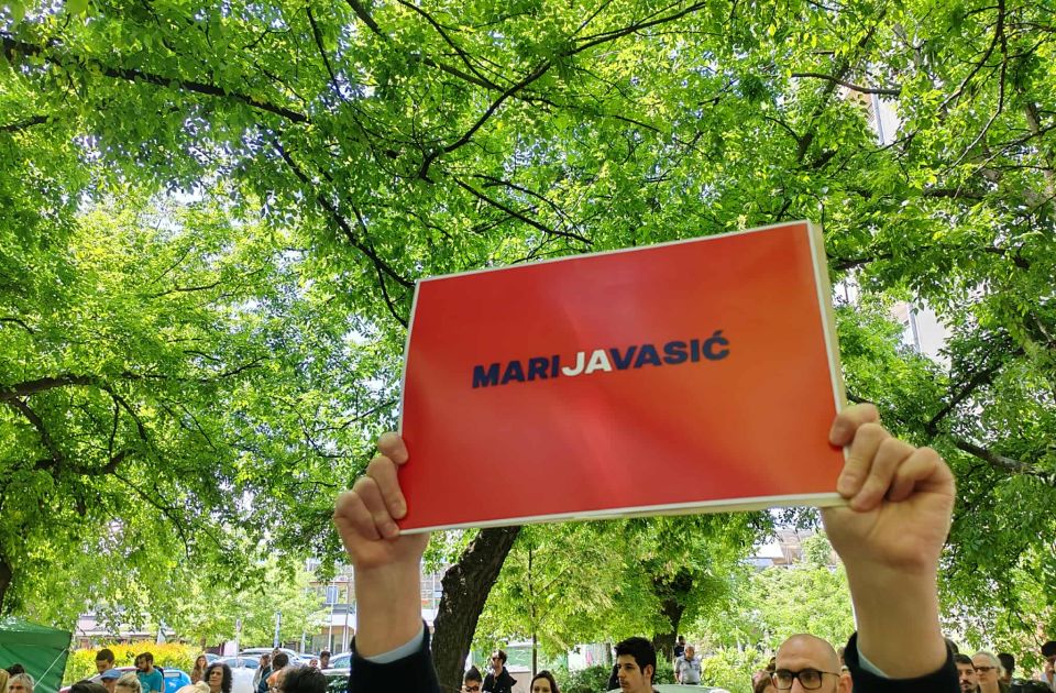 Börtönpszichiátrián tartják fogva az éhségsztrájkoló tanárnőt