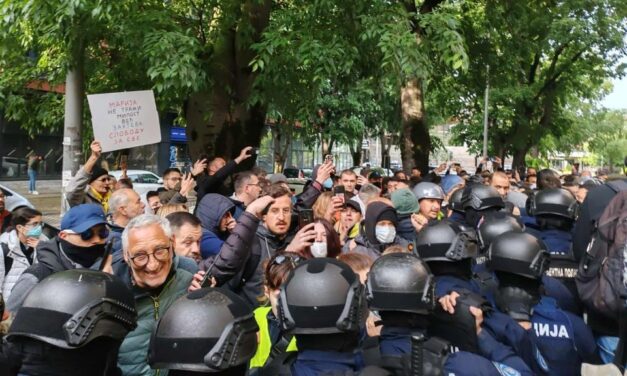 A blokád miatt nem foglalkoznak a letartóztatott aktivistákkal kapcsolatos beadvánnyal