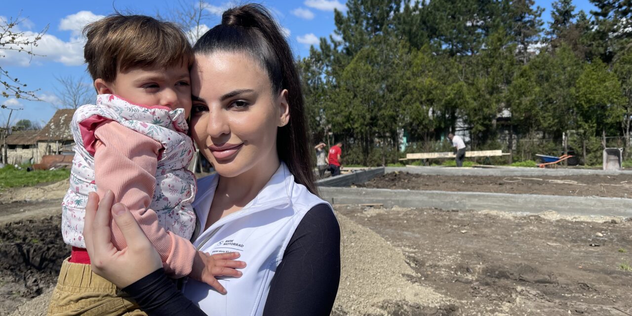 A lány, aki házakat épít a rászorulóknak