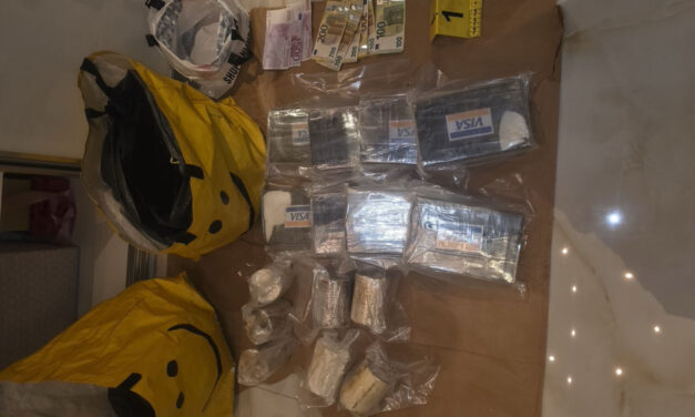 Tizenegy kiló kokaint foglaltak le a rendőrök (Fotó)