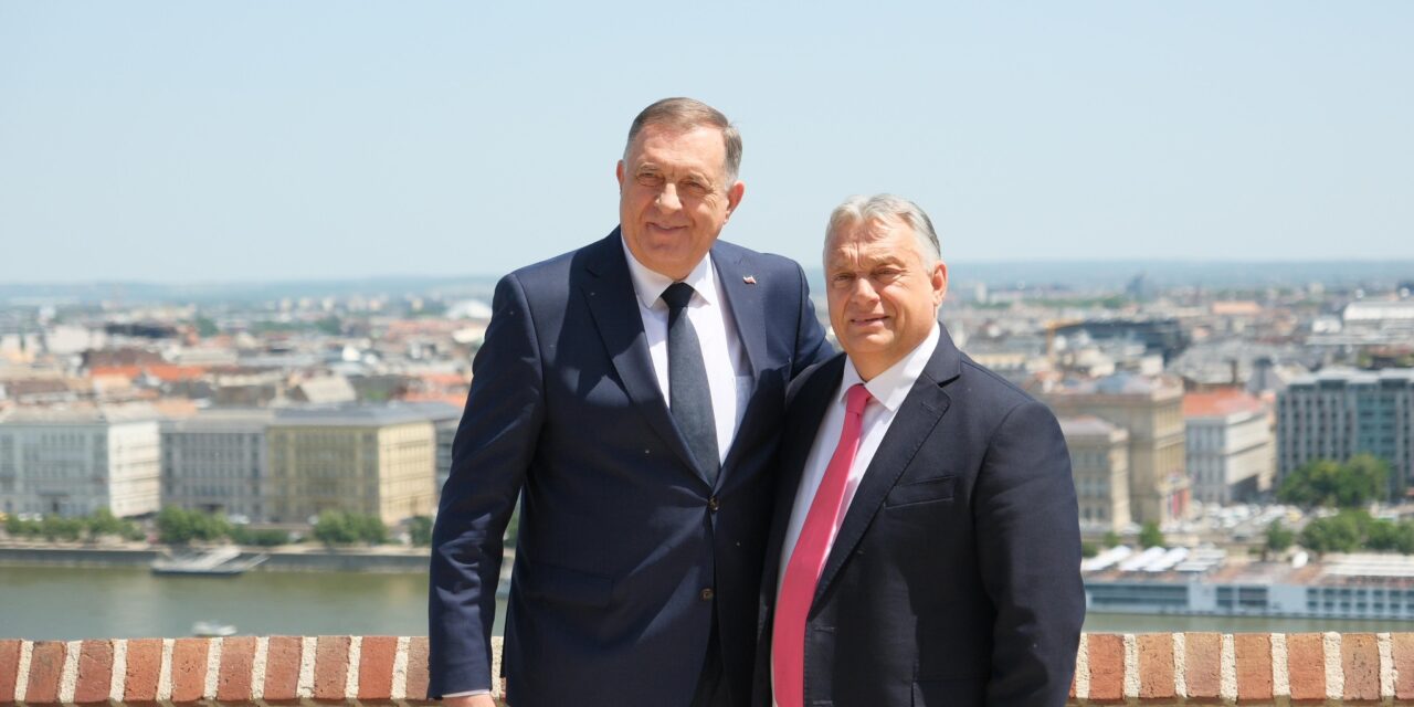 A Boszniában körözött Dodik megérkezett Budapestre