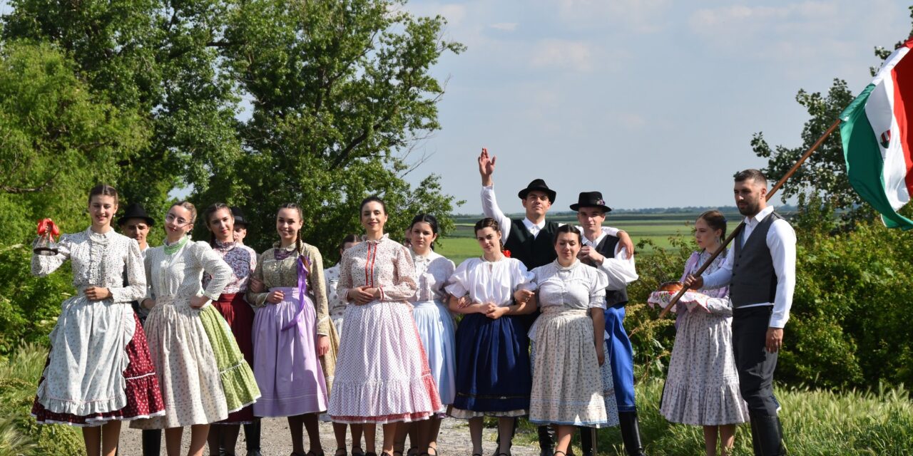 <span class="entry-title-primary">Magyarittabé mindenkit szeretettel vár</span> <span class="entry-subtitle">Családi Kör, 2025. június, lapszemle</span>