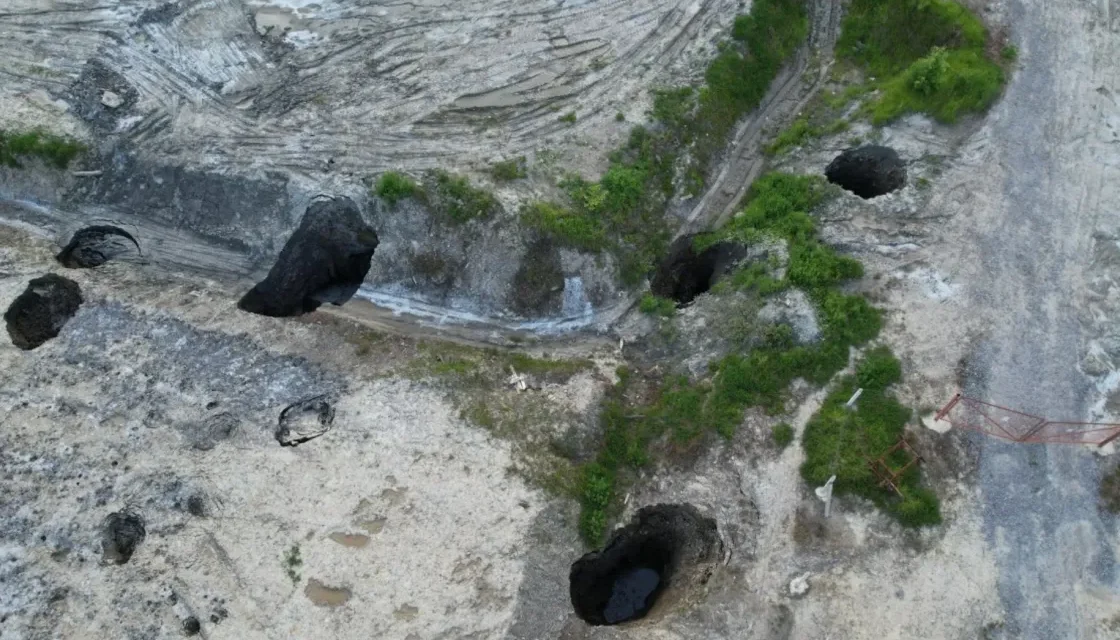 Nagyon durva beomlások látszanak a parajdi sóbányánál (Videó)
