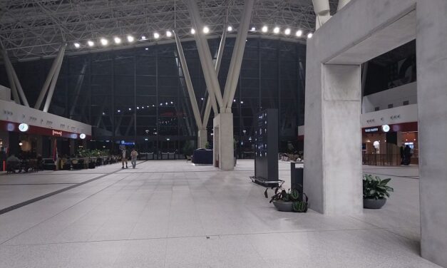 Repedések jelentek meg a vasútállomáson, kispórolták az anyagot az építkezéskor