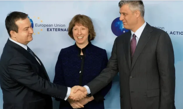 „Ha igaz, amit Dačić mond a brüsszeli egyezményről, akkor Vučićtyal együtt azonnal mondjon le!”