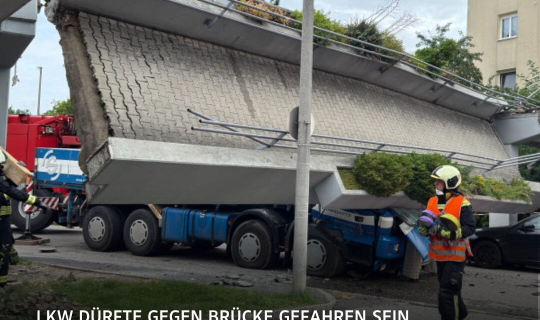 Leomlott egy gyalogoshíd Linzben