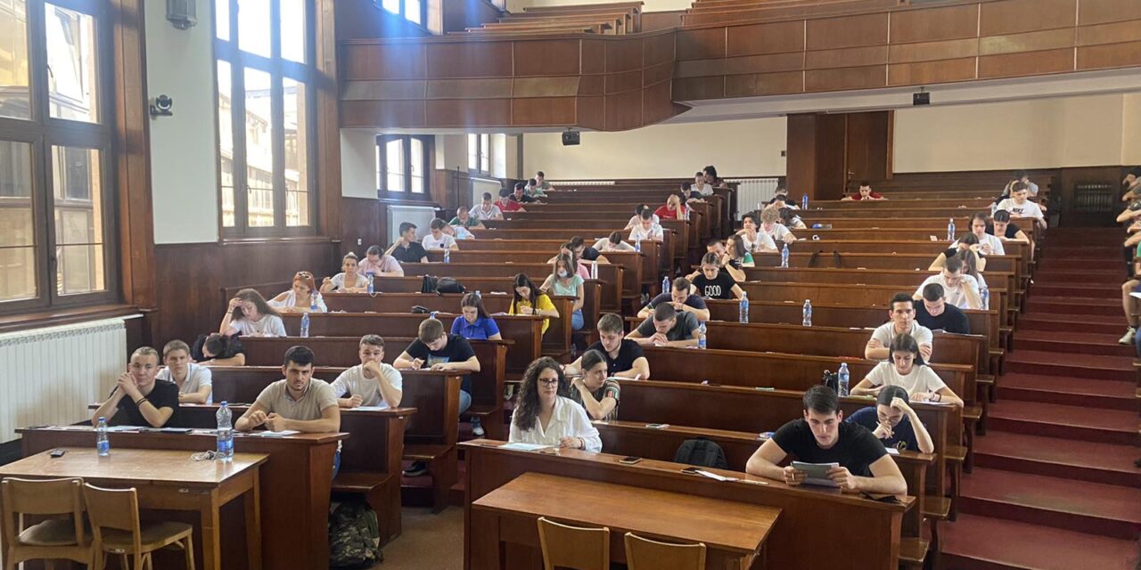 A karok többsége elfogadta a hátrányos ranglistát, ezzel sok hallgatónak okoztak kárt