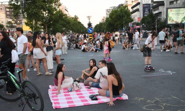 Útlezárások Szabadkától Nišig, folyamatosak a letartóztatások