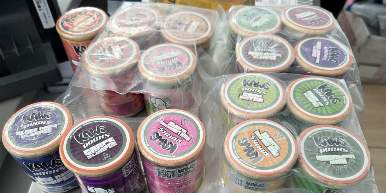 Befőttes üvegben postázták a drogot (Fotók)