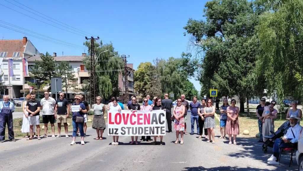 „Nem érdemli meg, hogy közpénzből fizetett tisztviselő legyen”