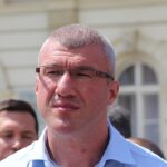 Bačulov szabadlábon védekezhet