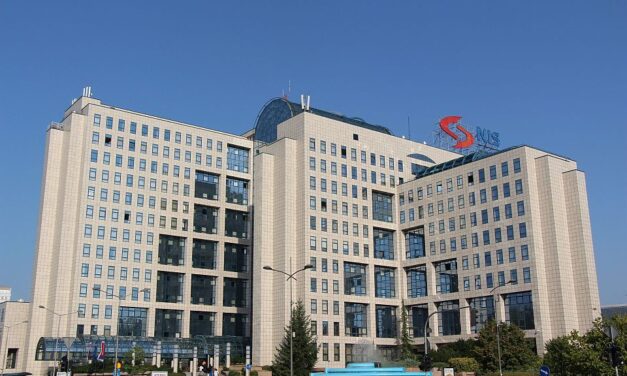 A bankok zárolhatják a NIS számláit, csőd fenyegeti a vállalatot