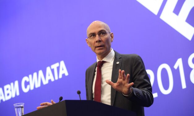 A tüntetéseken tapasztalható rendőri erőszak beszüntetésére szólít fel az ENSZ emberi jogi főbiztosa