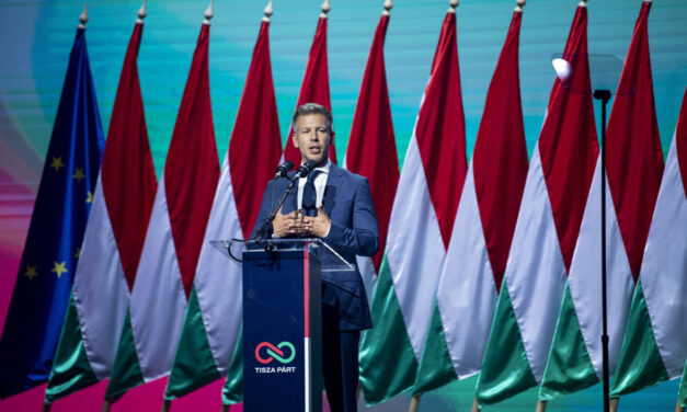 Magyar Péter: A kormányváltás után a kettős állampolgárság és a határon túliak támogatásai is megmaradnak