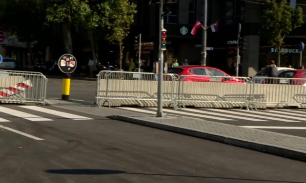 Betonkorlátokkal zárják le a forgalmat Ćacilendnél (Fotók)