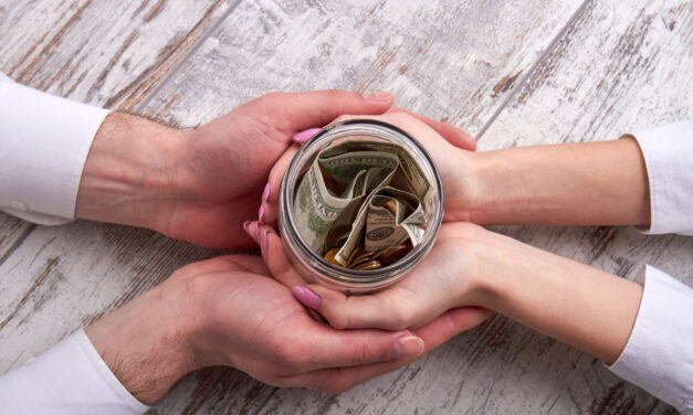 Háromgyermekes édesanya kéri a közösség segítségét a mellrák elleni kezelésre