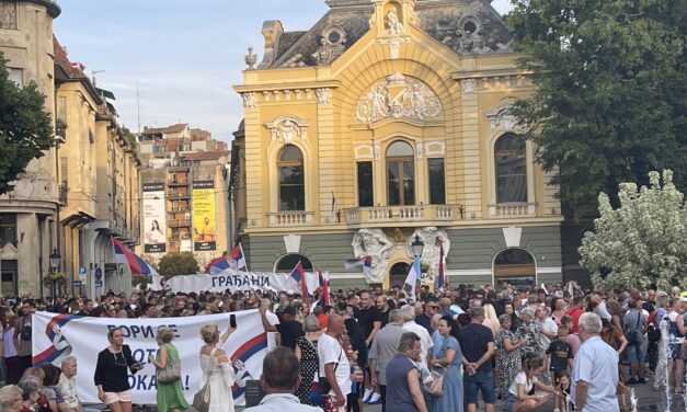 Száz településen tüntetnek a hétvégén a hatalompártiak, akik dolgozni és tanulni akarnak