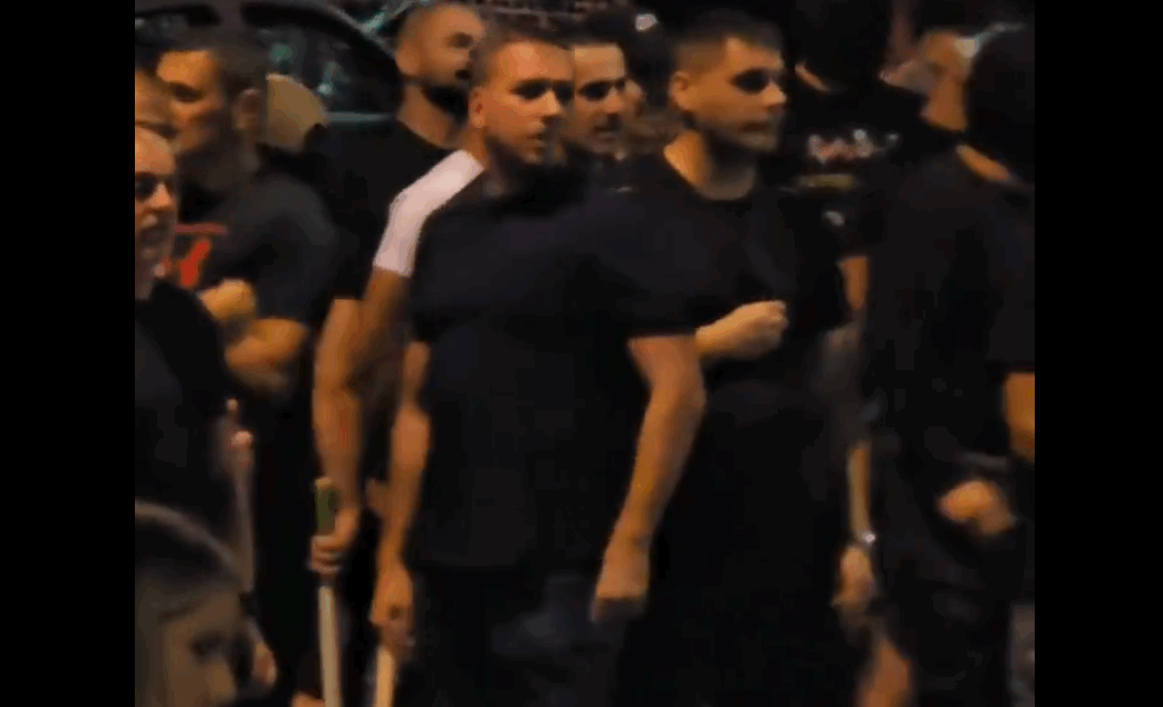 Rúddal és fáklyával támadtak gimnazistákra a verőlegények