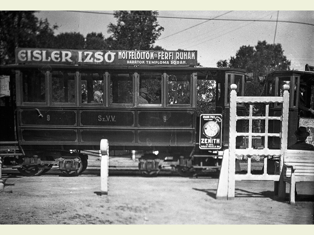 1910: A Szabadka–Palics VillamosVasút Ganz motorkocsija, (Fotó: Fortepan/Magyar Bálint)