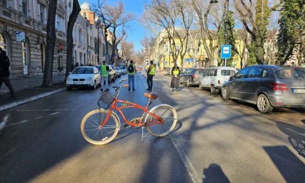 Tiltakozó kerékpártúrát szerveznek Szabadkán