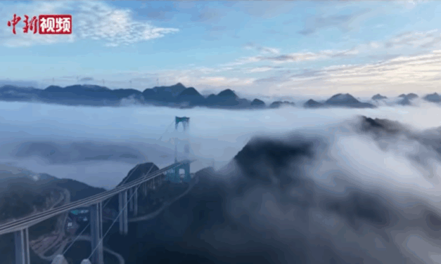 Megnyitották a világ legmagasabb hídját Kínában
