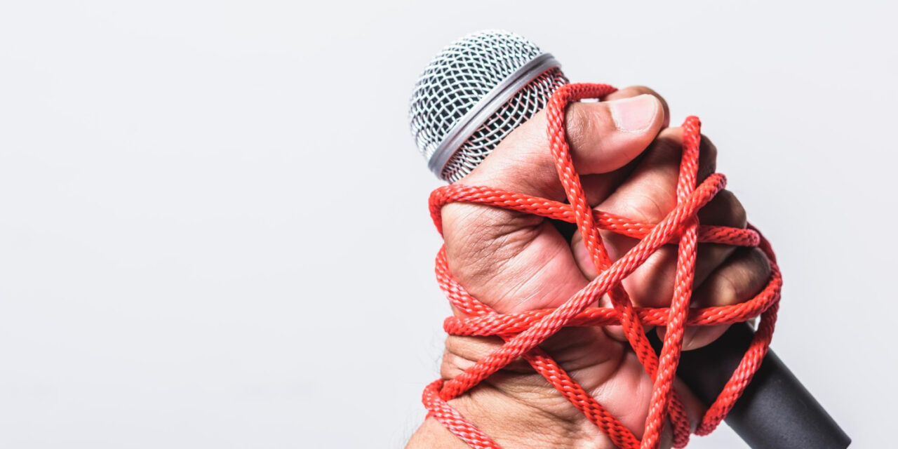 Igazgató(le)váltással „szabadítanák fel” a független sajtót