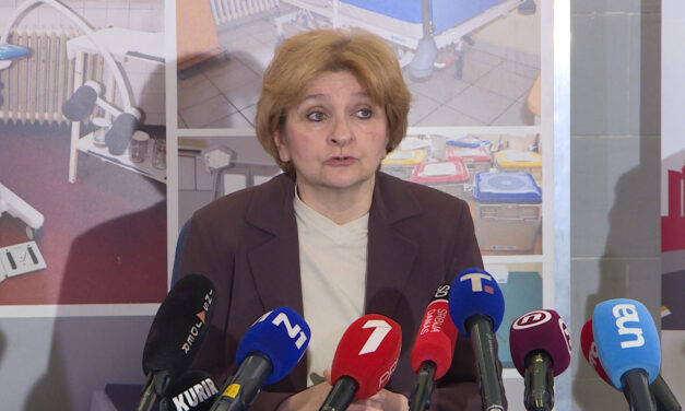 Grujičić: A hatalom biztosítson hozzáférést a választói névjegyzék szoftveréhez az ellenzék számára!