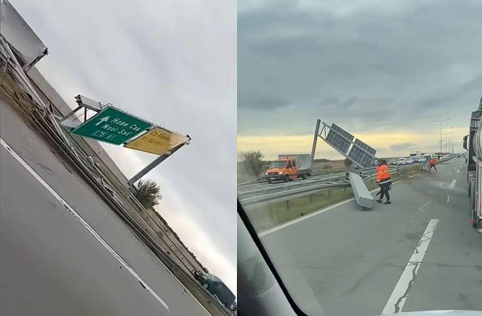 Leállt a forgalom az autópályán, teherautó döntött ki egy jelzőtáblát