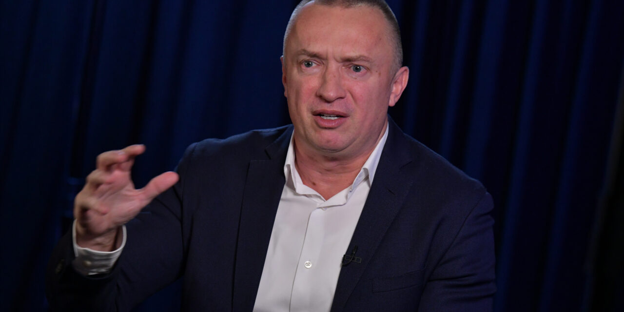 Pajtić: Vučić rezsimje elveszítette legitimitást, a nagy többség az egyetemistákat támogatja