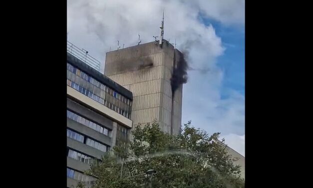 Tűz ütött ki Újvidék központjában (videóval)