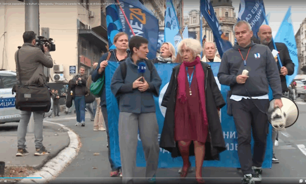 Alulfizetettek és a rendszerben láthatatlanok – Kultúrmunkások tüntettek a fővárosban