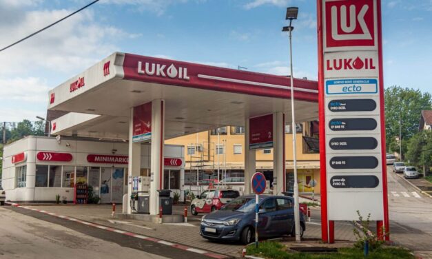 Eladták a Lukoil szerbiai érdekeltségeit