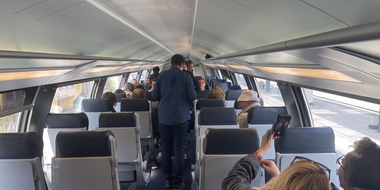 Székről kellett fellépni a vonatra Szabadkán (videóval)