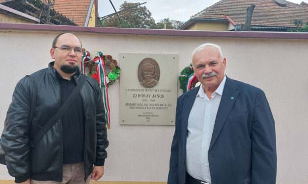 <span class="entry-title-primary">A vasfüggöny visszaköszön</span> <span class="entry-subtitle">Kárpátaljáról ma már teljesen eltűntek a magyar könyvesboltok, és az ukrán üzletekben sem árulnak magyar kiadványokat – Interjú Dupka Györggyel</span>