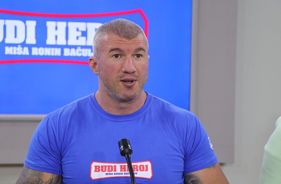 A hatalom sietett hitelteleníteni Bačulovot, apró hibák leplezték le a titkosszolgálati ténykedést