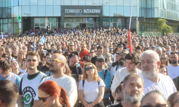 „Fiatalok, ne menjetek el innen, sehol nem süt úgy a nap, mint itt”