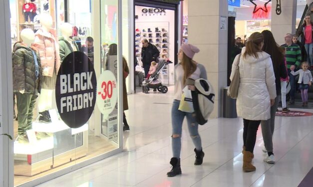 Figyelem: Csalók vadásznak a fekete péntek vásárlóira!