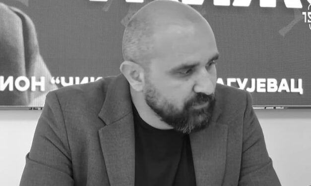 Tragédia a Szuperligában – a mérkőzésen esett össze és elhunyt az edző