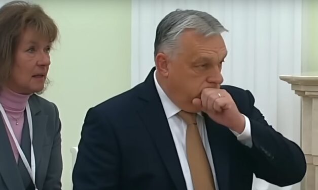 Úgy félrefordított Orbán tolmácsa Putyinnál, hogy nem hiszünk a szemünknek